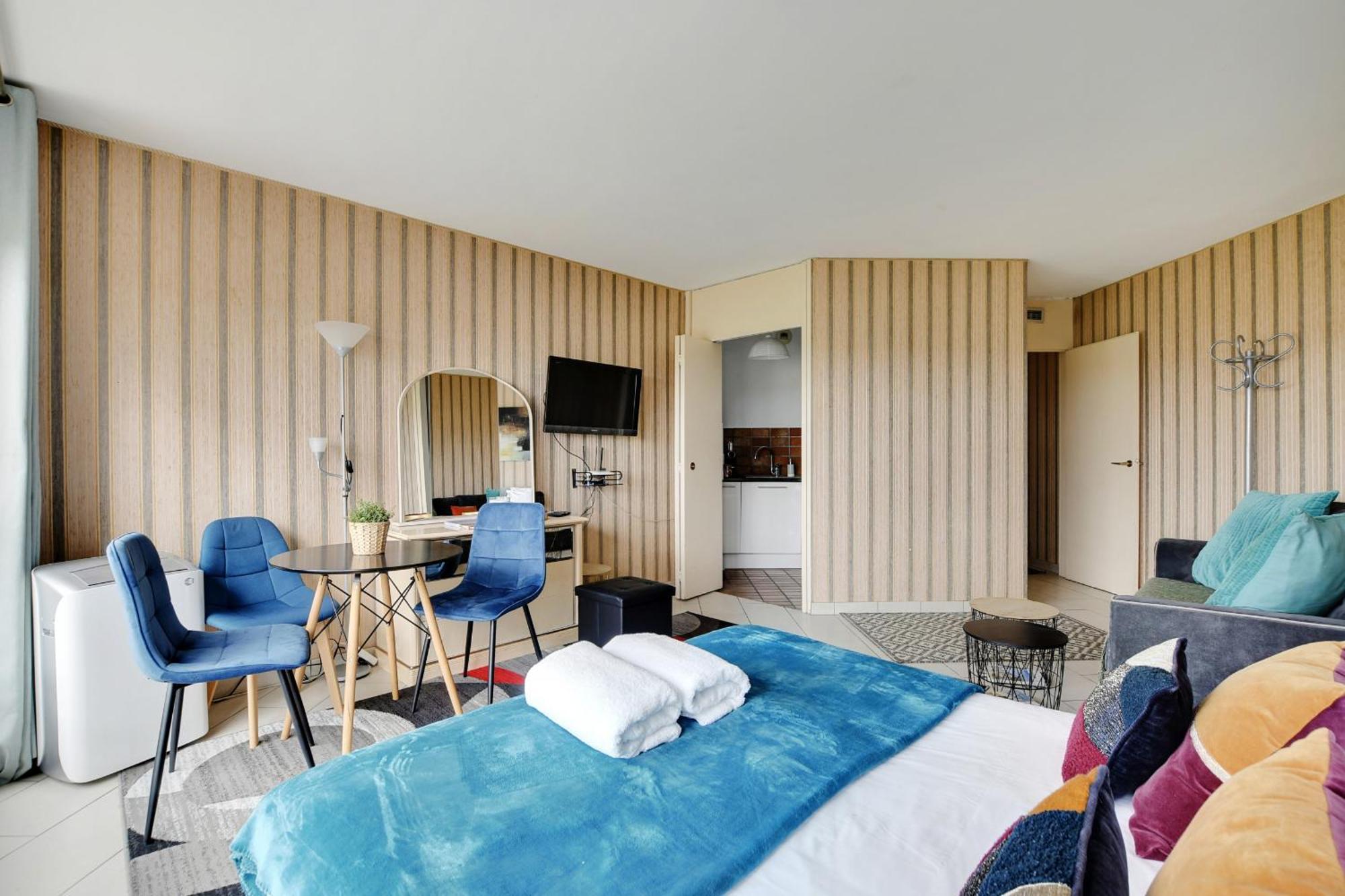 Seine & Eiffel Flat Ac Apartment Paris